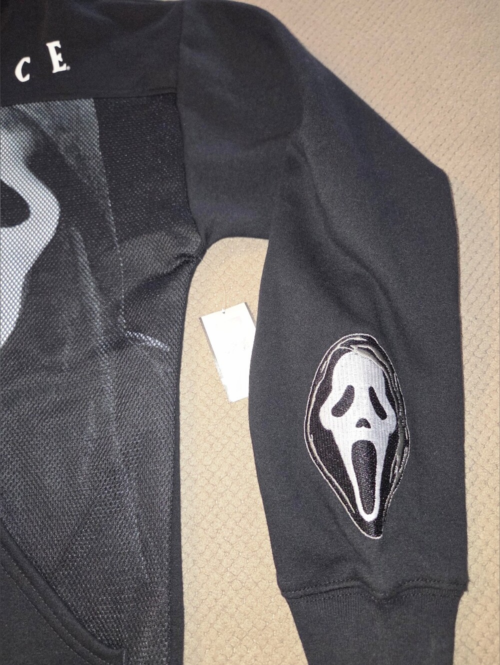 New Ghostface Adult Graphic Black Pullover Hoodie with Long Sleeves Size XS - Picture 5 of 16